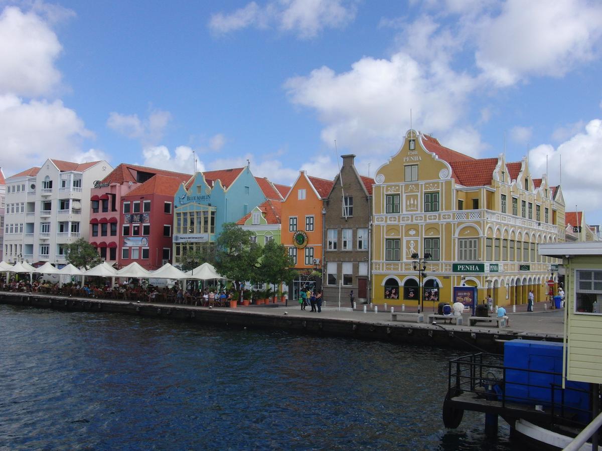 Hemels Curacao Bed and Breakfast Willemstad Exteriör bild